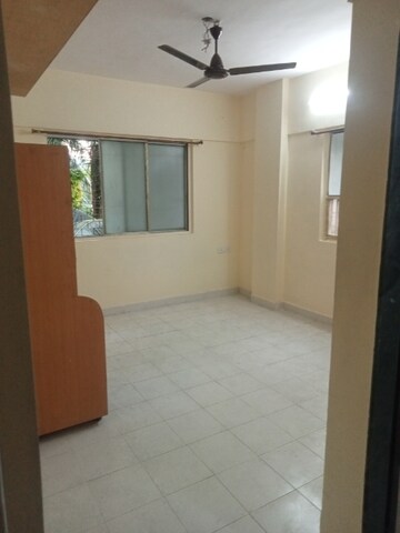 Room in 2 BHK Apartment at Gokul Galaxy Kandivali East, Kandivali East – for Sale