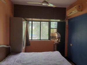 Bedroom in 1 BHK Apartment at Jyoti Complex, Goregaon East – for Rent