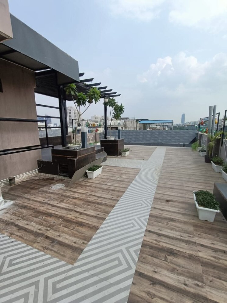  Parking, sector 4 2.5 Bedroom 1356 Sq.Ft. Builder Floor In Sector 4 Gurgaon 9484483