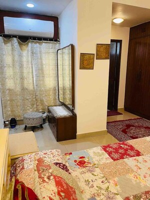 Bedroom in 3 BHK Builder Floor at Greater Kailash ii – for Rent
