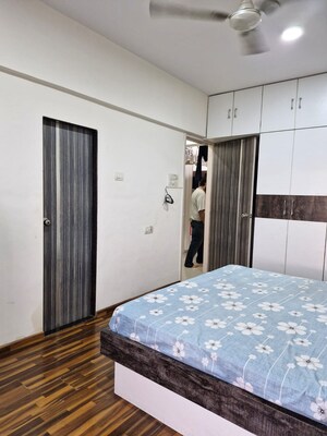 Bedroom in 2 BHK Apartment at Veena Smart Homes, Kandivali West – for Rent