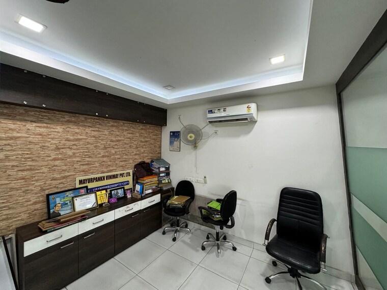 Team Area, sevoke road Commercial Office Space 708 Sq.Ft. In Sevoke Road Siliguri 9484585