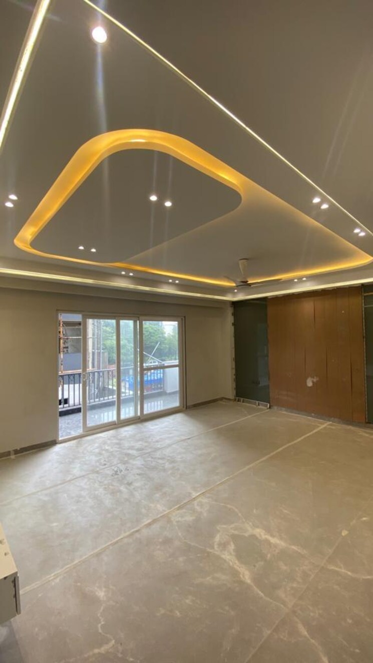 Room, sarvodaya enclave 4 Bedroom 3500 Sq.Ft. Builder Floor In Sarvodaya Enclave Delhi 9484587