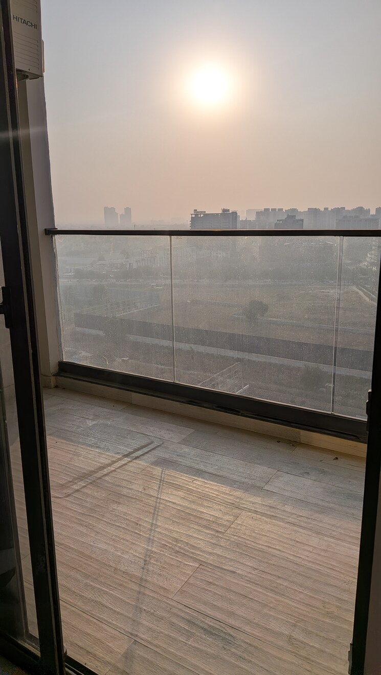 Room, m3m-heights 3 Bedroom 1950 Sq.Ft. Apartment In Sector 65 Gurgaon 9484599