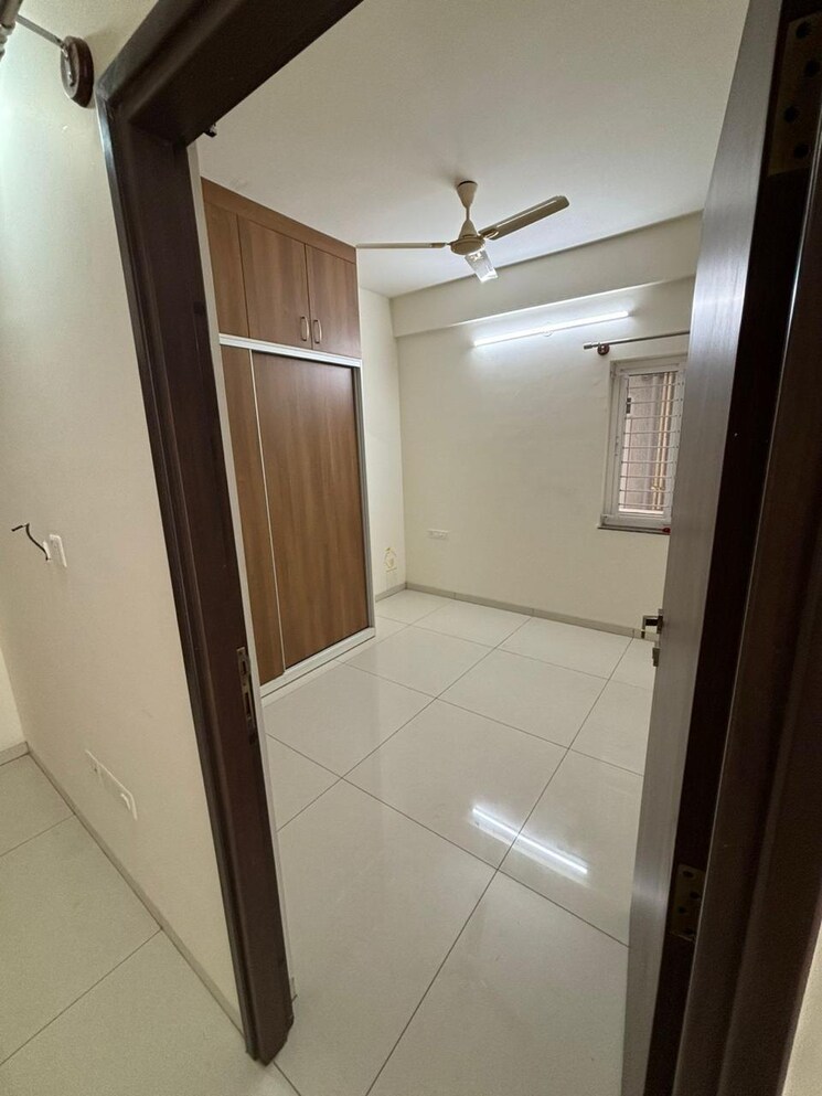 Room, dsr-highland-greenz 2 Bedroom 1103 Sq.Ft. Apartment In Doddakannelli Bangalore 9484584