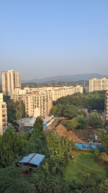 2.5 BHK Apartment For Sale in Evershine Crown, Kandivali East