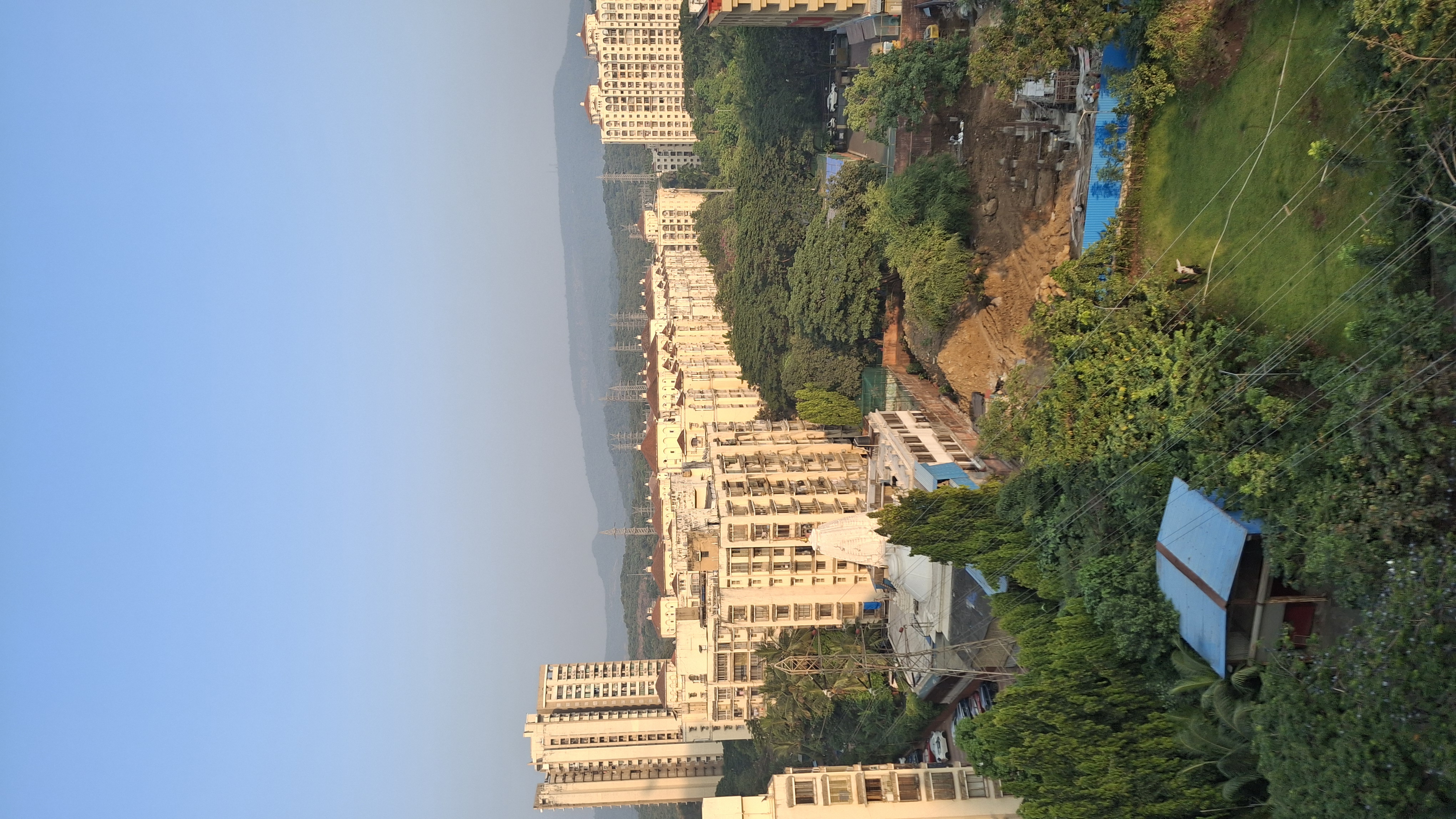 2.5 BHK Apartment For Sale in Evershine Crown