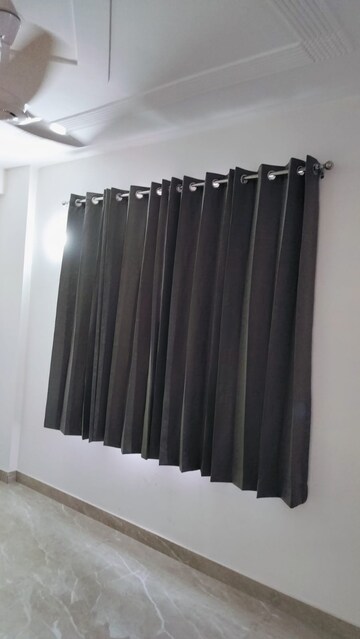 Building Lobby in 3 BHK Builder Floor at BPTP Parkland Pride, Sector 77 – for Rent