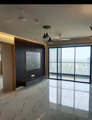 Room in 3 BHK Apartment at M3M Heights, Sector 65 – for Rent