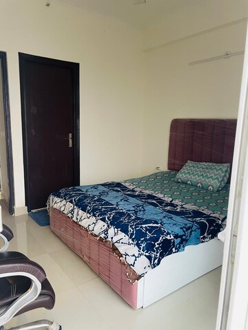 Bedroom in 2 BHK Apartment at Gaur City 2 - 14th Avenue, Sector 16c Greater Noida – for Rent