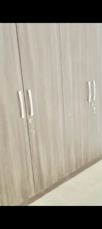 Furnished Amenities in 2 BHK Independent House at RWA Apartments Sector 26, Sector 26 – for Rent