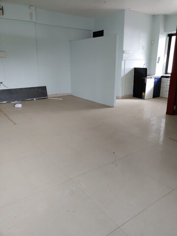 Room in 2 BHK Apartment at 18 High Street, Baner – for Rent