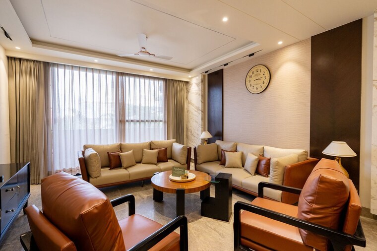 Living Room, dlf-city-phase-iv 4 Bedroom 2500 Sq.Ft. Builder Floor In Dlf Phase iv Gurgaon 9484707