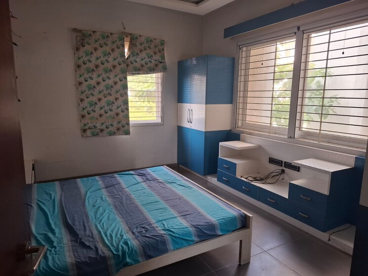 Bedroom, sindhu bhavan road 4 Bedroom 3200 Sq.Ft. Apartment In Sindhu Bhavan Road Ahmedabad 9484720