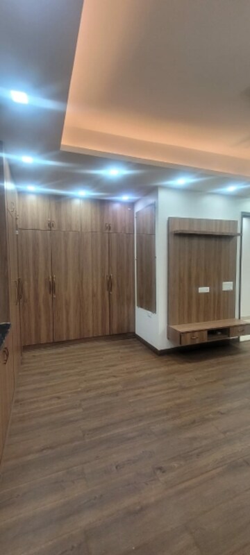 3 BHK Apartment For Rent in Antriksh Gateway Apartments, Sector 51