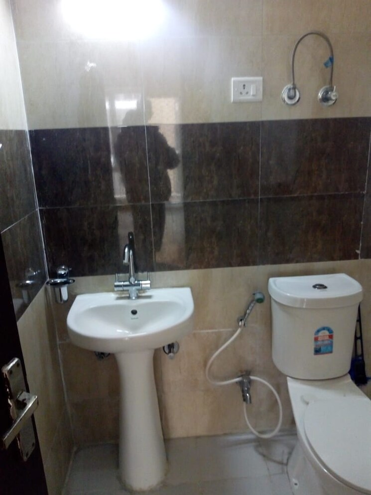 Master Bedroom, panchsheel-greens-ii 2 Bedroom 915 Sq.Ft. Apartment In Sector 16 Greater Noida Greater Noida 9484890