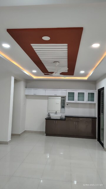 Room in 3 BHK Apartment at Ramky One Galaxia, Nallagandla – for Rent