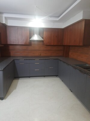 Kitchen in 3 BHK Builder Floor at AEZ Aloha, Sector 57 – for Rent