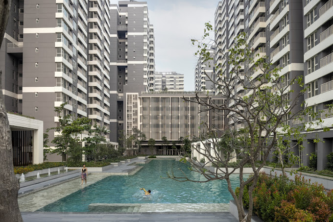 3.5 BHK + Study Room Apartment For Sale in PS One 10