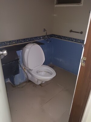 Bathroom in 3 BHK Apartment at Divya Enclave Sanjay Nagar, Sanjay Nagar – for Rent
