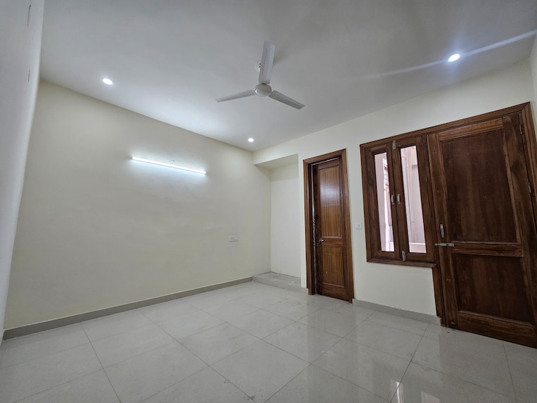 Room, saket 3 Bedroom 1800 Sq.Ft. Builder Floor In Saket Delhi 9484958