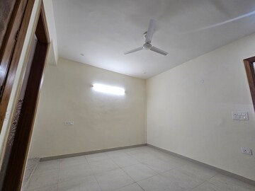 Room in 3 BHK Builder Floor at Saket – for Sale