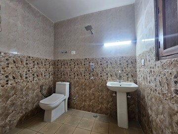 Bathroom in 3 BHK Builder Floor at Saket – for Sale