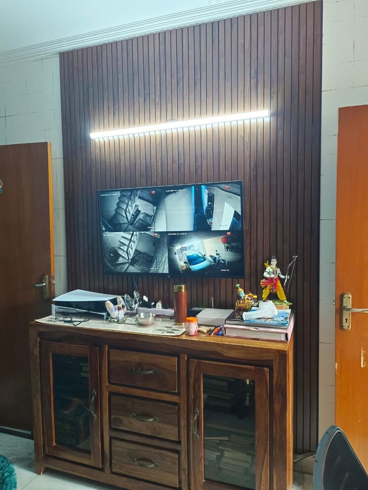 Living Room, chittaranjan park 2 Bedroom 1250 Sq.Ft. Builder Floor In Chittaranjan Park Delhi 9484954