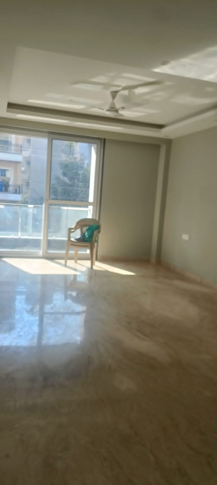 Bathroom, sector 28 3 Bedroom 3000 Sq.Ft. Builder Floor In Sector 28 Gurgaon 9484970