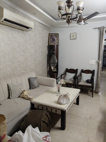 2 BHK Builder Floor For Rent in Bhogal