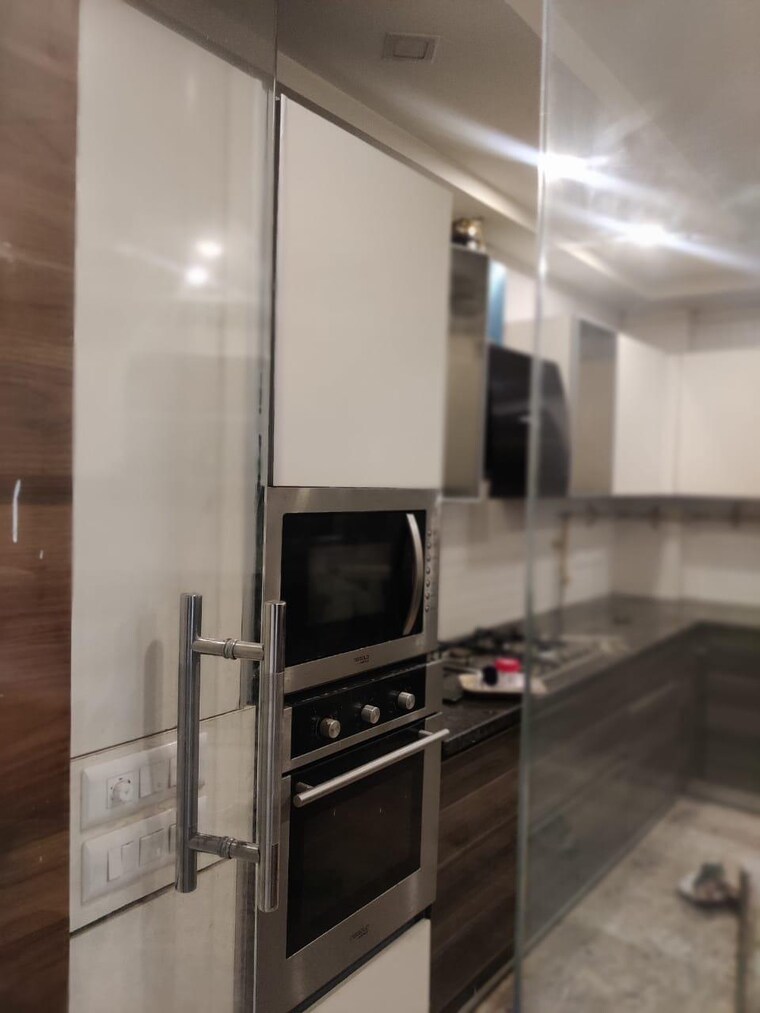 Kitchen, sarvodaya enclave 3 Bedroom 1800 Sq.Ft. Builder Floor In Sarvodaya Enclave Delhi 9484992