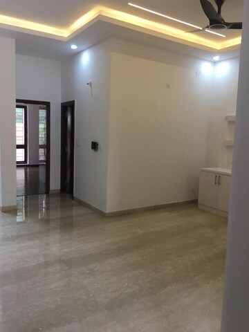 Room in 5 BHK Villa at Prestige Tech Vista, Kadubeesanahalli – for Rent