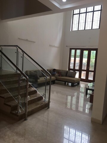 Staircase in 5 BHK Villa at Prestige Tech Vista, Kadubeesanahalli – for Rent