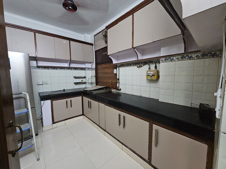 Kitchen, saket 3 Bedroom 1500 Sq.Ft. Builder Floor In Saket Delhi 9485013