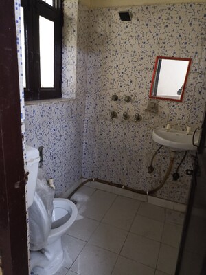 Bathroom in 2 BHK Independent House at RWA Apartments Sector 52, Sector 52 – for Rent
