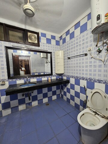 Attached Bathroom in 3 BHK Builder Floor at Saket – for Rent