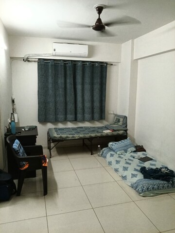 Living Room in 2 BHK Apartment at Sg Highway – for Rent