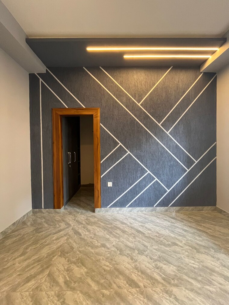 Room, sahastradhara road 3 Bedroom 2000 Sq.Ft. Builder Floor In Sahastradhara Road Dehradun 9485006