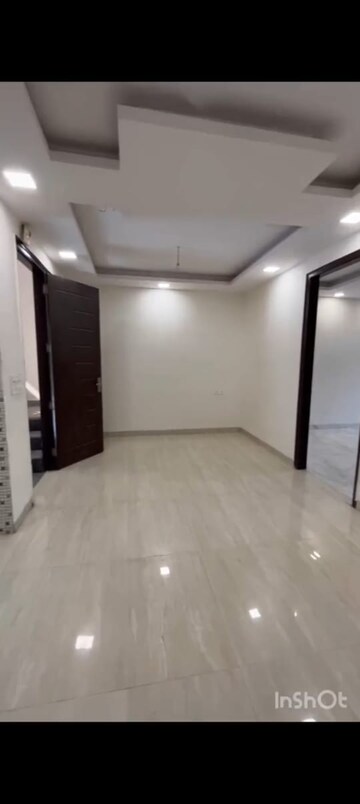 Room in 3 BHK Independent House at Vipul Greens, Sector 48 – for Sale