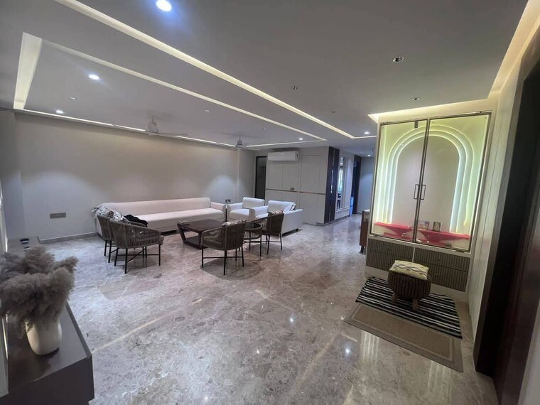 Living Room, sector 7 3 Bedroom 1652 Sq.Ft. Builder Floor In Sector 7 Gurgaon 9485035