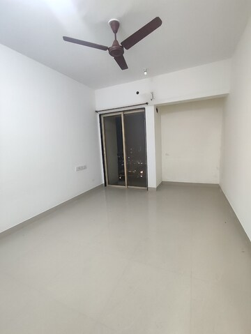 2 BHK Apartment For Rent in Ashish Parkwoods, Ghodbunder Road
