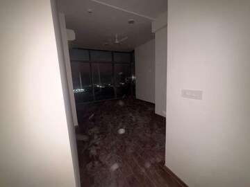 Building Lobby in 3 BHK Apartment at Piramal Mahalaxmi, Mahalaxmi – for Rent