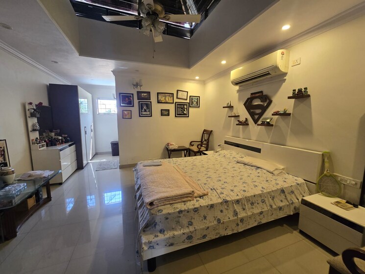 Bedroom, ashok nagar 4 Bedroom 2500 Sq.Ft. Independent House In Ashok Nagar Bangalore 9485085
