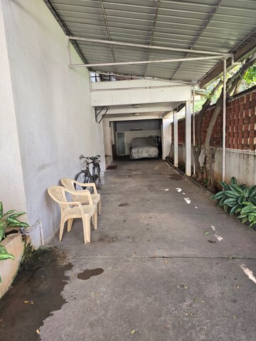 Parking in 4 BHK Independent House at Ashok Nagar – for Rent