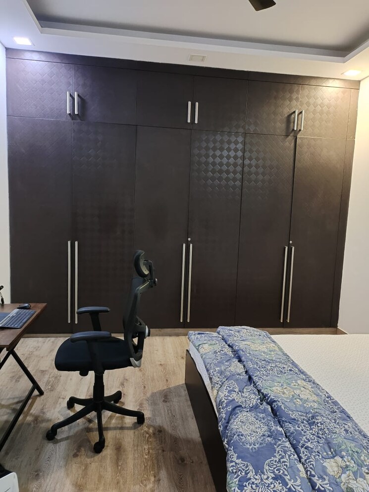 Bedroom, safdarjung enclave 3 Bedroom 2300 Sq.Ft. Builder Floor In Safdarjung Enclave Delhi 9485098