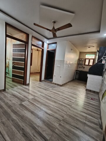 Parking in 2 BHK Builder Floor at Vipin Garden – for Rent