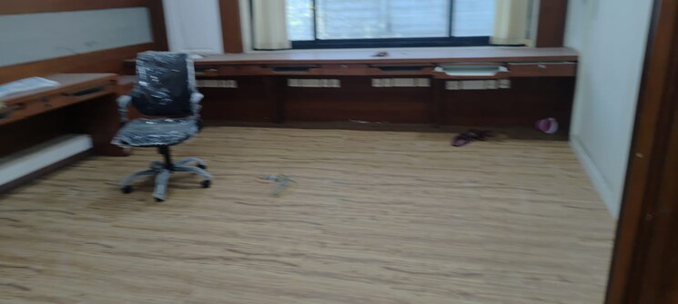  Parking, valecha-chambers Commercial Office Space 6300 Sq.Ft. In Jogeshwari West Mumbai 9485182