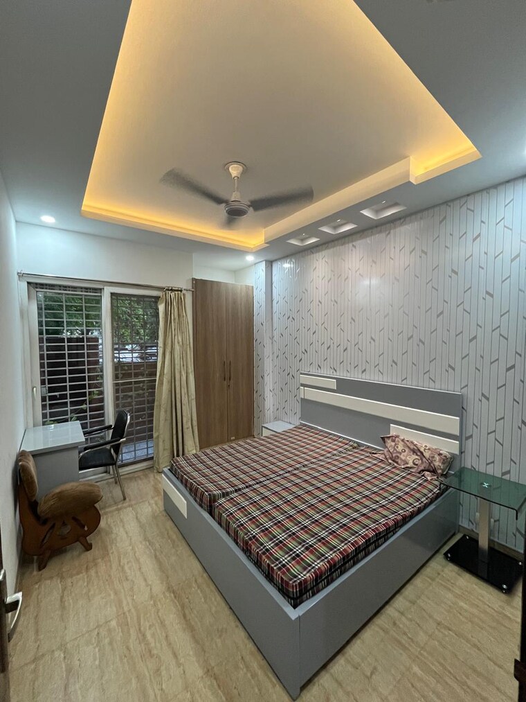 Bedroom, ansal-sushant-shopping-arcade 4 Bedroom 2705 Sq.Ft. Builder Floor In Sector 27 Gurgaon 9485365