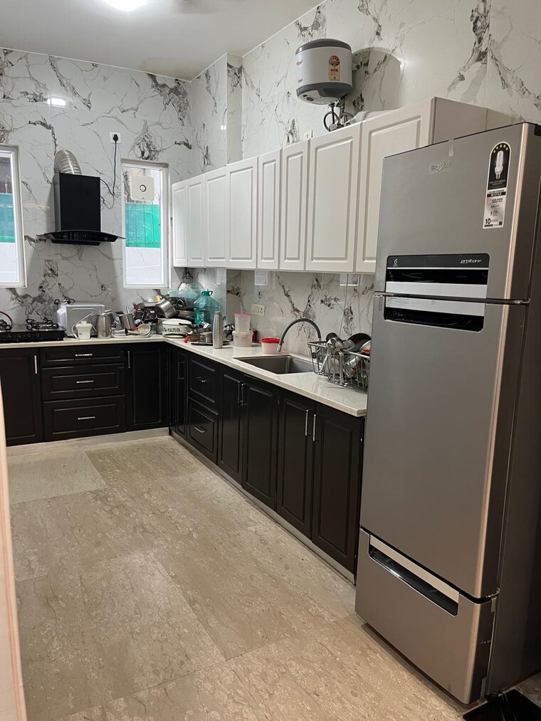 Kitchen, ansal-sushant-shopping-arcade 4 Bedroom 2705 Sq.Ft. Builder Floor In Sector 27 Gurgaon 9485320