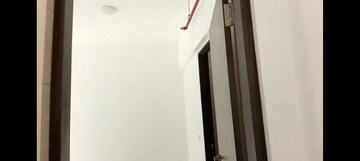 Room in 2 BHK Apartment at Gauri Excellency, Kandivali West – for Rent